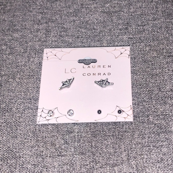 LC Lauren Conrad 3 sets of earrings - Picture 3 of 3